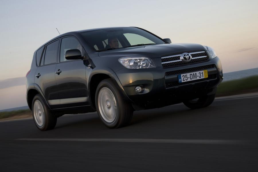  Toyota RAV4 2005 года  (фото 118 из 172)
